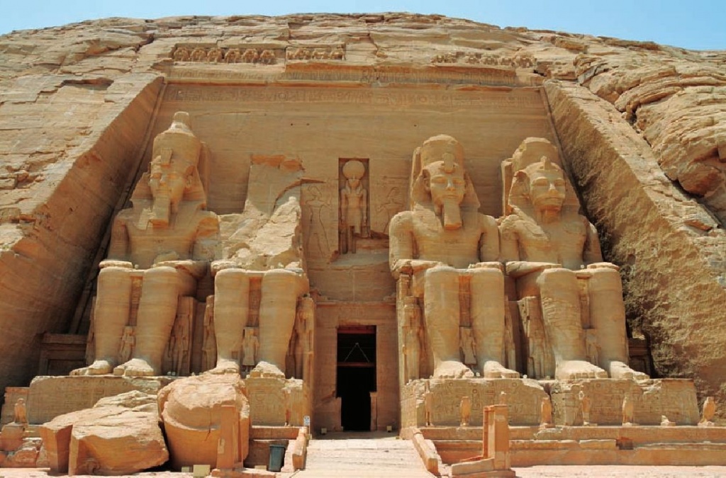 Храм Абу-Симбел Египет достопримечательности