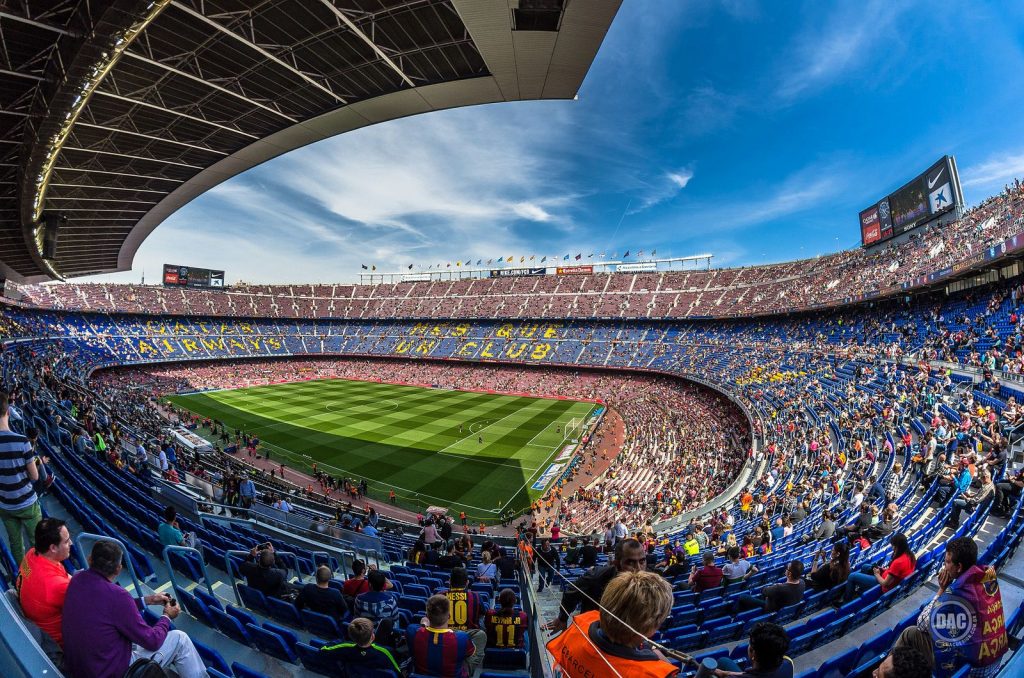 Камп ноу - домашняя арена ФК Барселона
