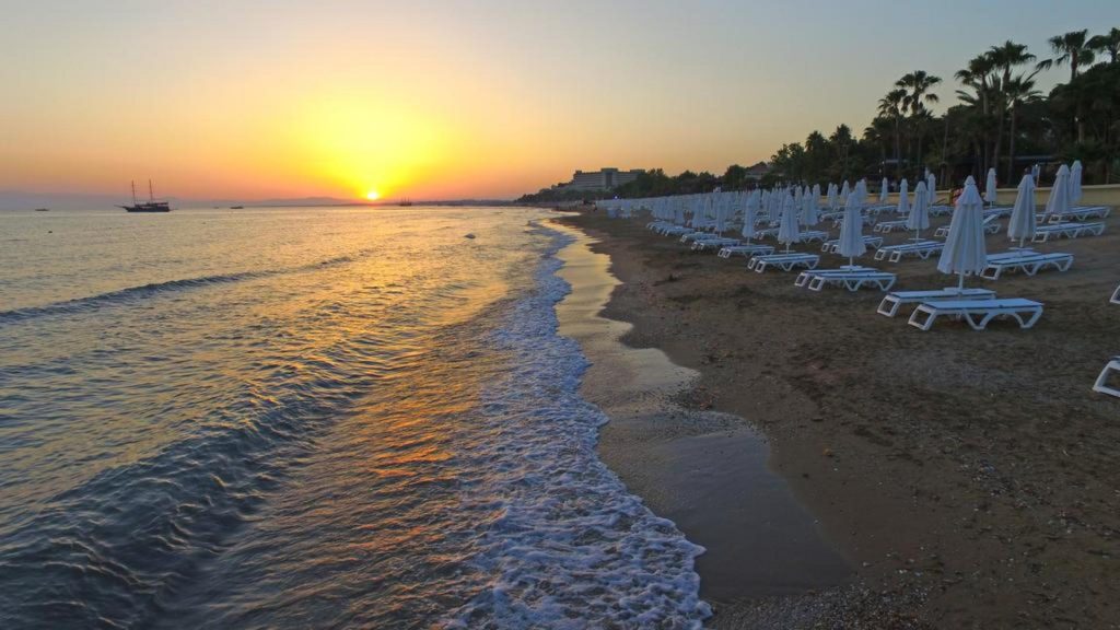 пляжи Сиде восход закат море Турция