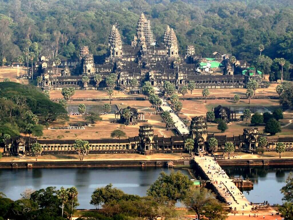 Храмовый комплекс Ангкор Камбоджа