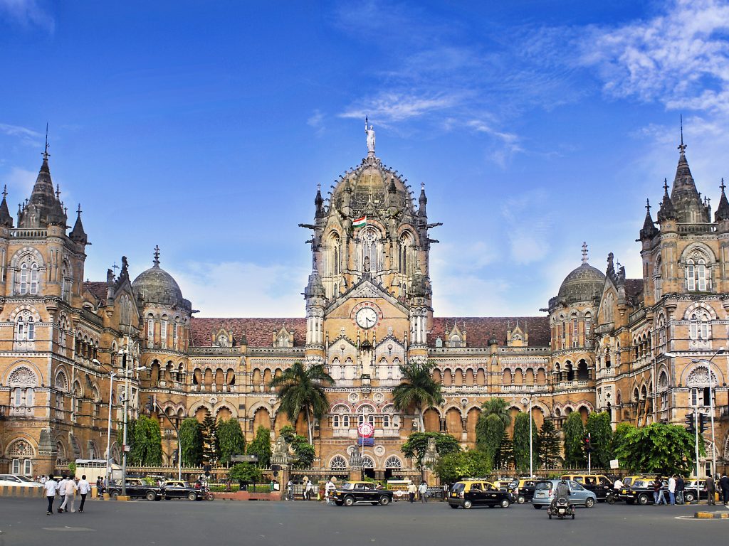 Вокзал Чхатрапати Шиваджи в Мумбаи